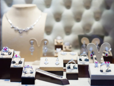 February Featured Advertiser Spotlight: Jewelry Stores